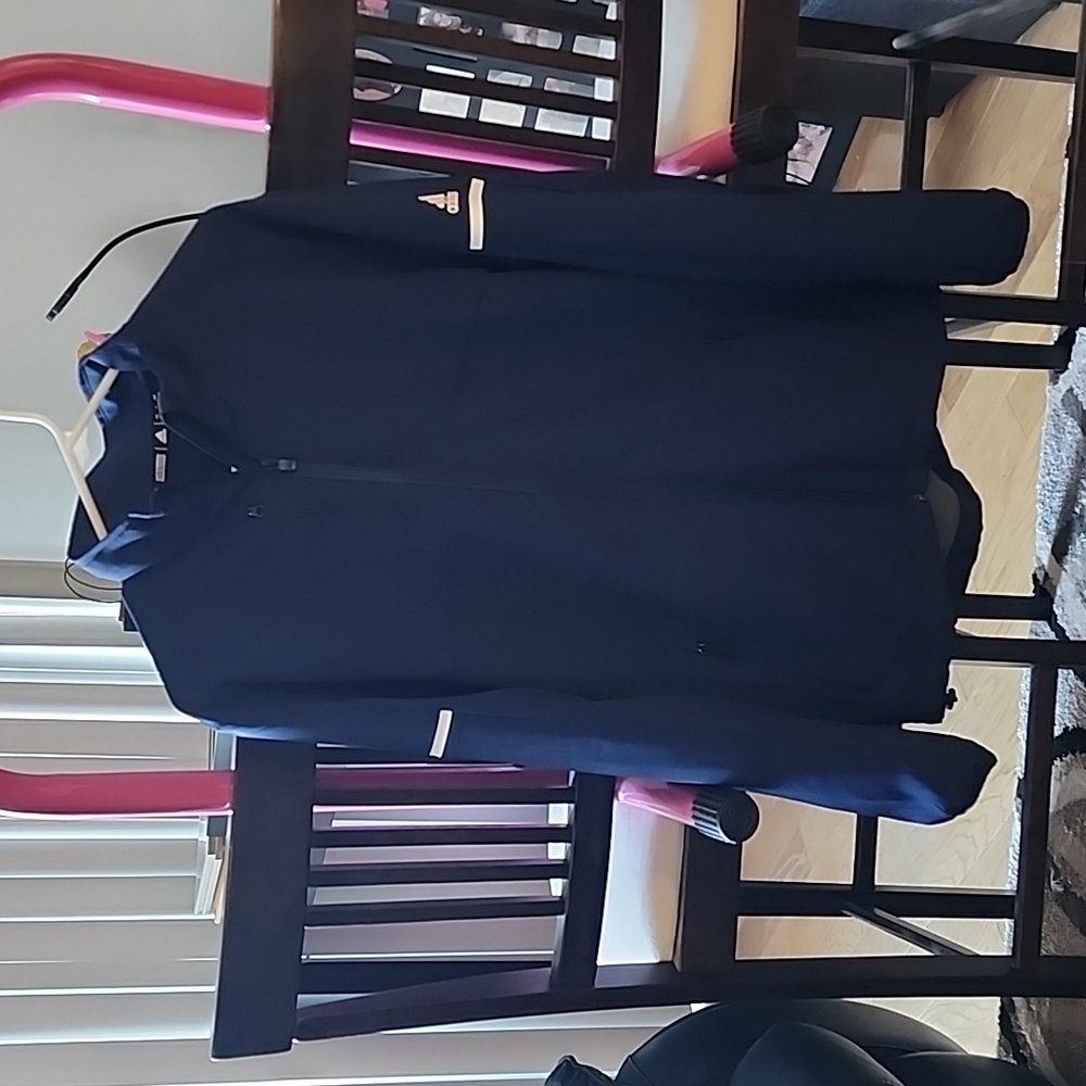Nacy windbreaker